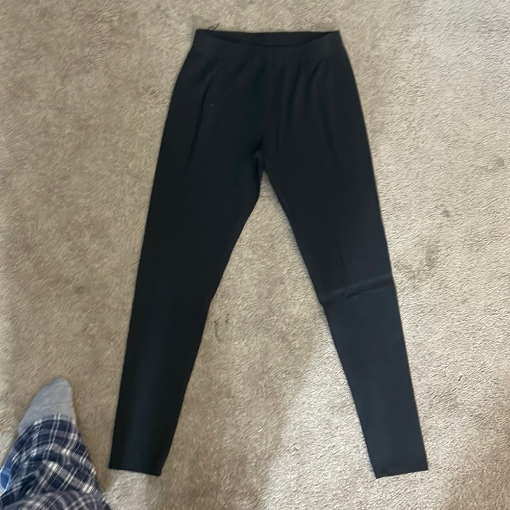 black leggings